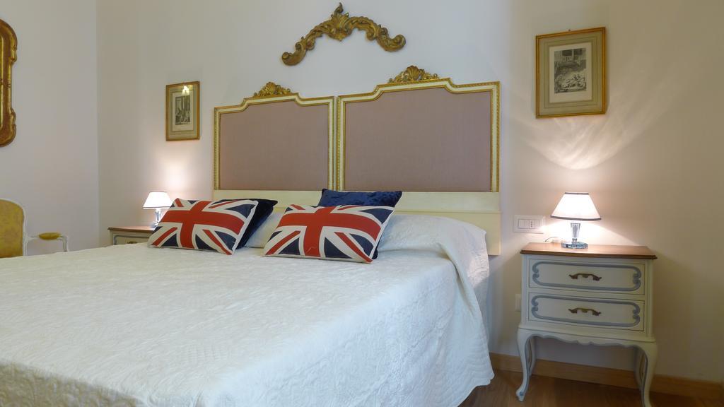 Ferienwohnung Arlecchino Florenz Zimmer foto